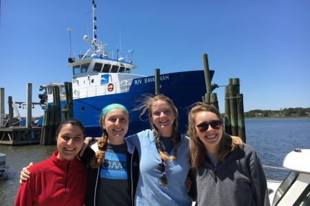 MarSci students at the RV Savannah