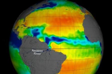 surface salinity measured by the NASA Aquarius satellite